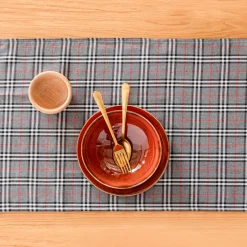 Bieżnik w szkocką kratę szary NEWPORT 40x120 cm