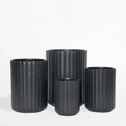 Donica ryflowana czarna 36x36x49,5 cm