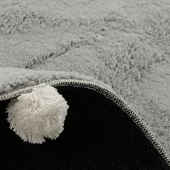 Dywan okrągły z pomponami szary 120 cm