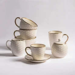 Filiżanka ze spodkiem plaster miodu BRESCA 220 ml