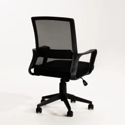 Fotel biurowy czarny UUBI