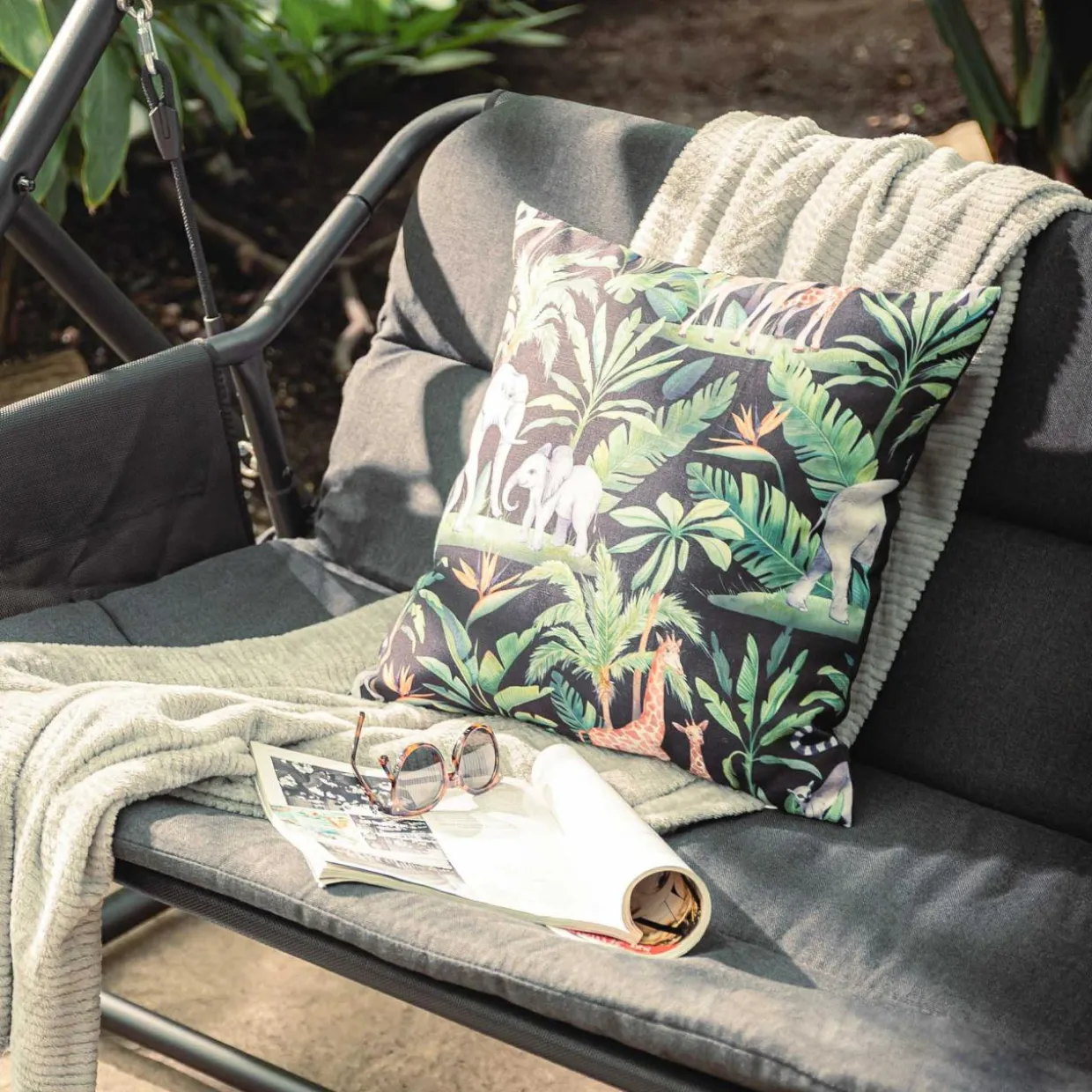 Huśtawka ogrodowa czarna JONZONI