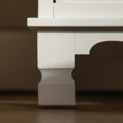 Klasyczna szafka nocna biała CLESS