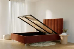 Łóżko tapicerowane pomarańczowe SOFIA ALTO 140x200 cm