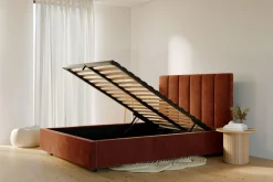 Łóżko tapicerowane pomarańczowe SOFIA CORTO 140x200 cm