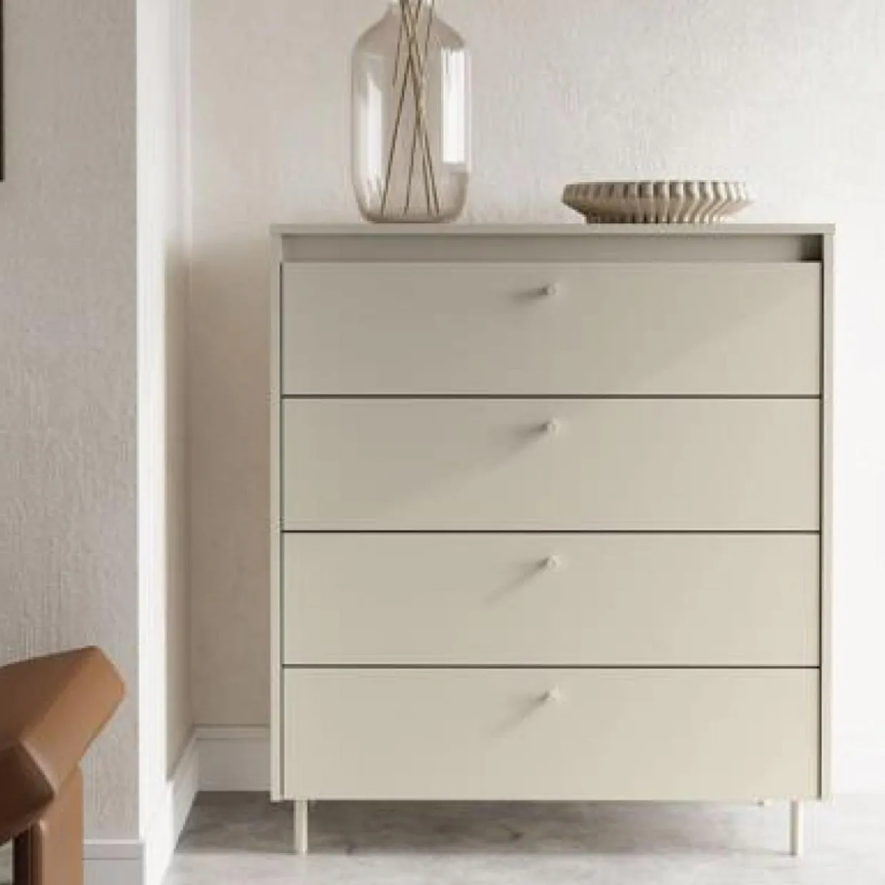 Komoda z szufladami na metalowych nóżkach TORINO kaszmir