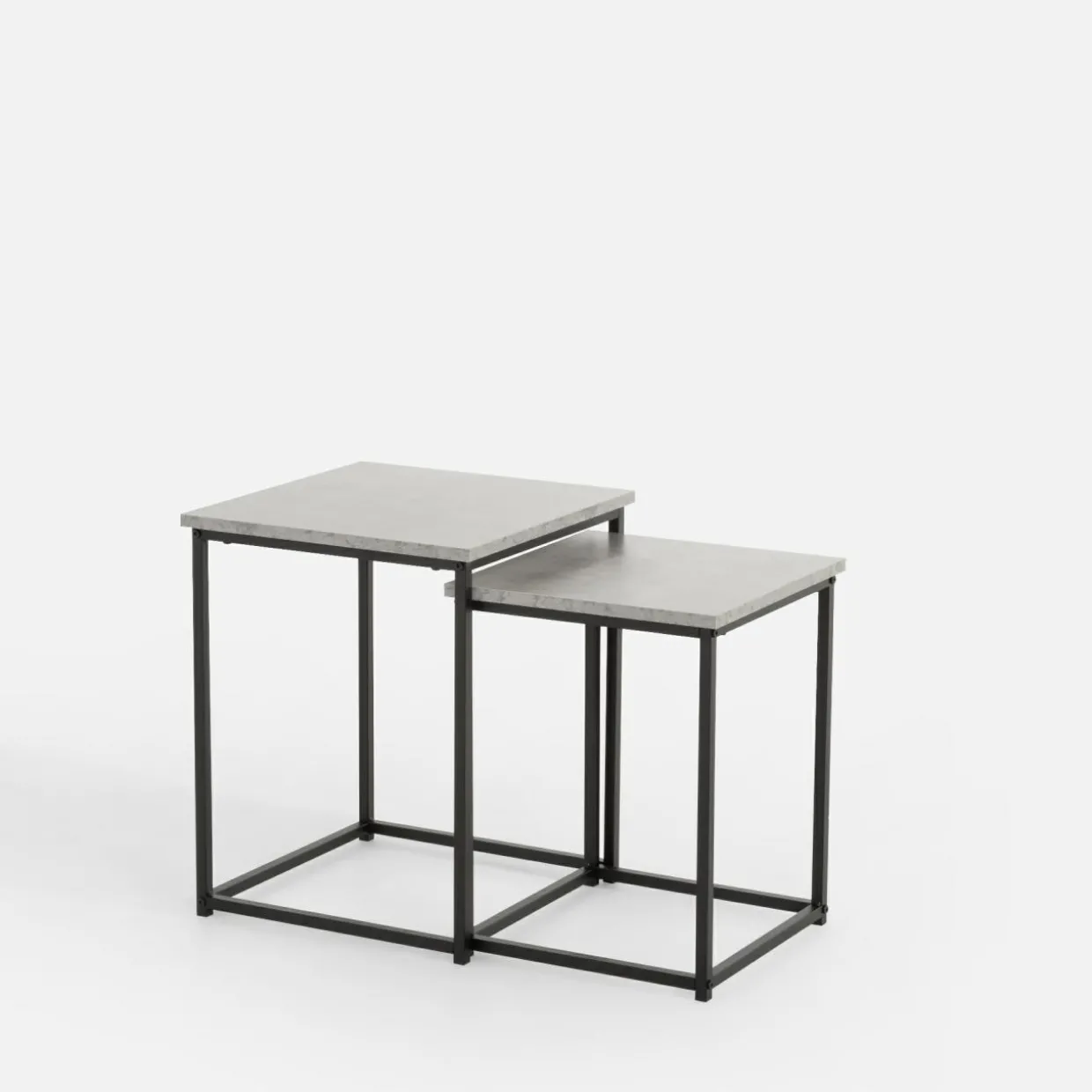 Komplet 2 metalowych stolików