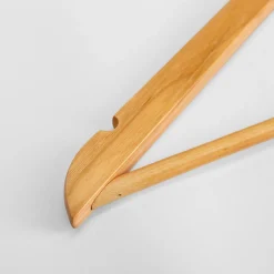 Komplet 4 wieszaków drewnianych, naturalne