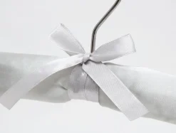 Komplet 5 wieszaków satynowych jasny szary