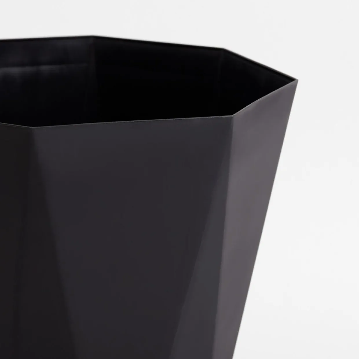 Kosz na śmieci geometryczny czarny 28 cm