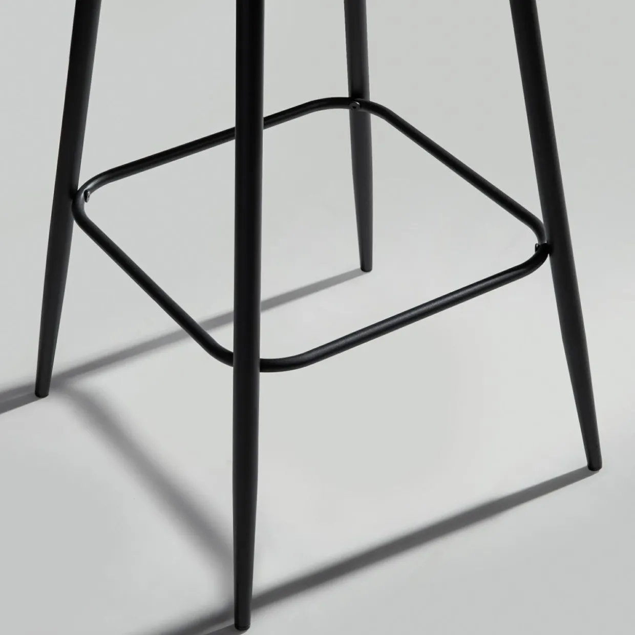 Krzesło barowe tapicerowane szare FILIE