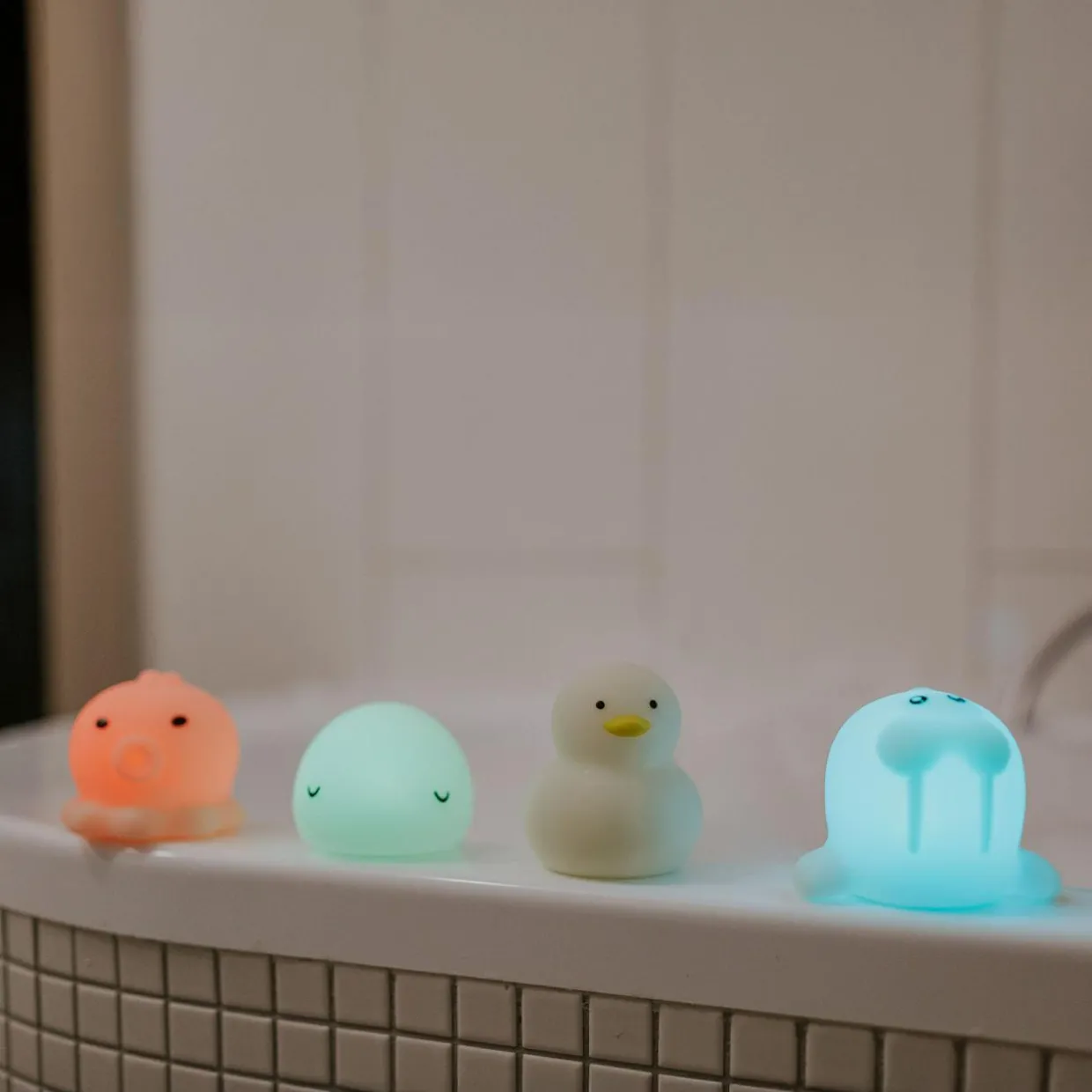 Lampki do kąpieli LED RGB MARY'S ZESTAW MORSKI