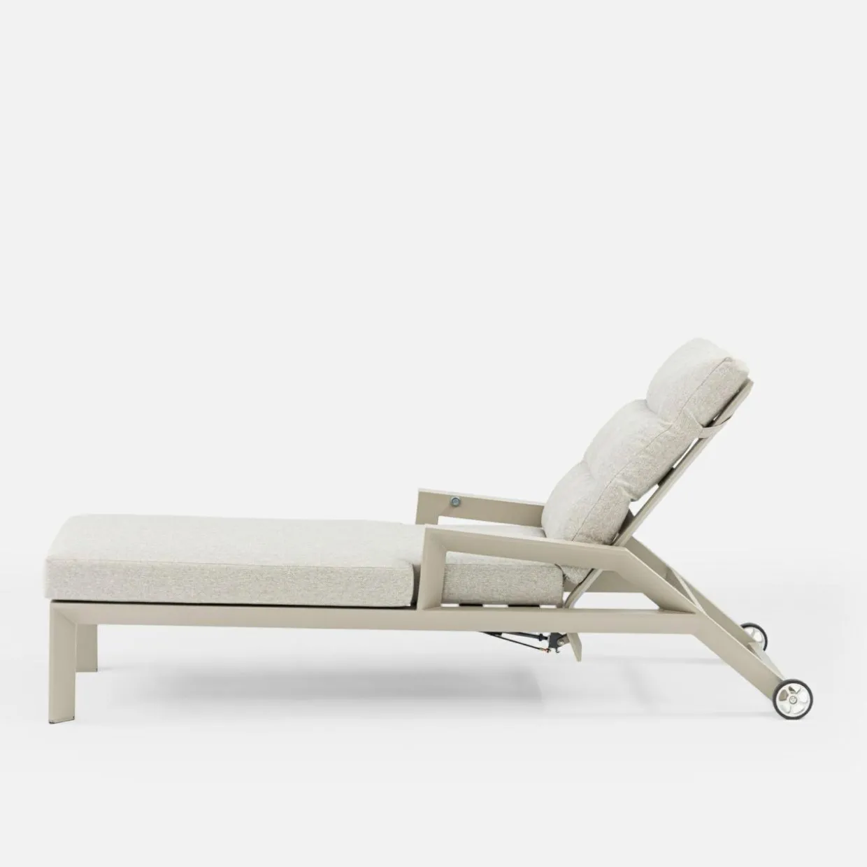 Leżak ogrodowy z regulacja oparcia NALANI