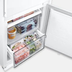 Lodówka do zabudowy SAMSUNG BRB70F26DES0EO ze sterowaniem Wi-Fi