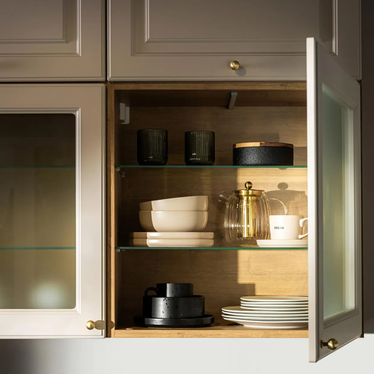 Miska ceramiczna czarna CARBONO 680 ml