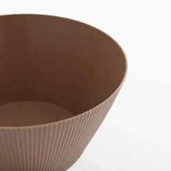 Miska plastikowa 20 cm MIX