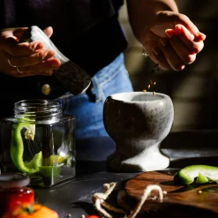 Moździerz marmurowy z tłuczkiem 10x11,5 cm