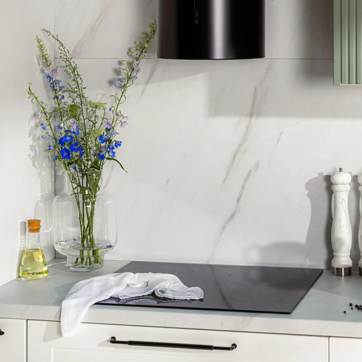 Młynek marmurowy do pieprzu i soli 31 cm