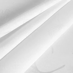 Obrus żakardowy w liście miłorzębu biały GINA 140x260 cm