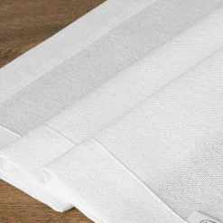 Obrus biały STELLA 145x220 cm