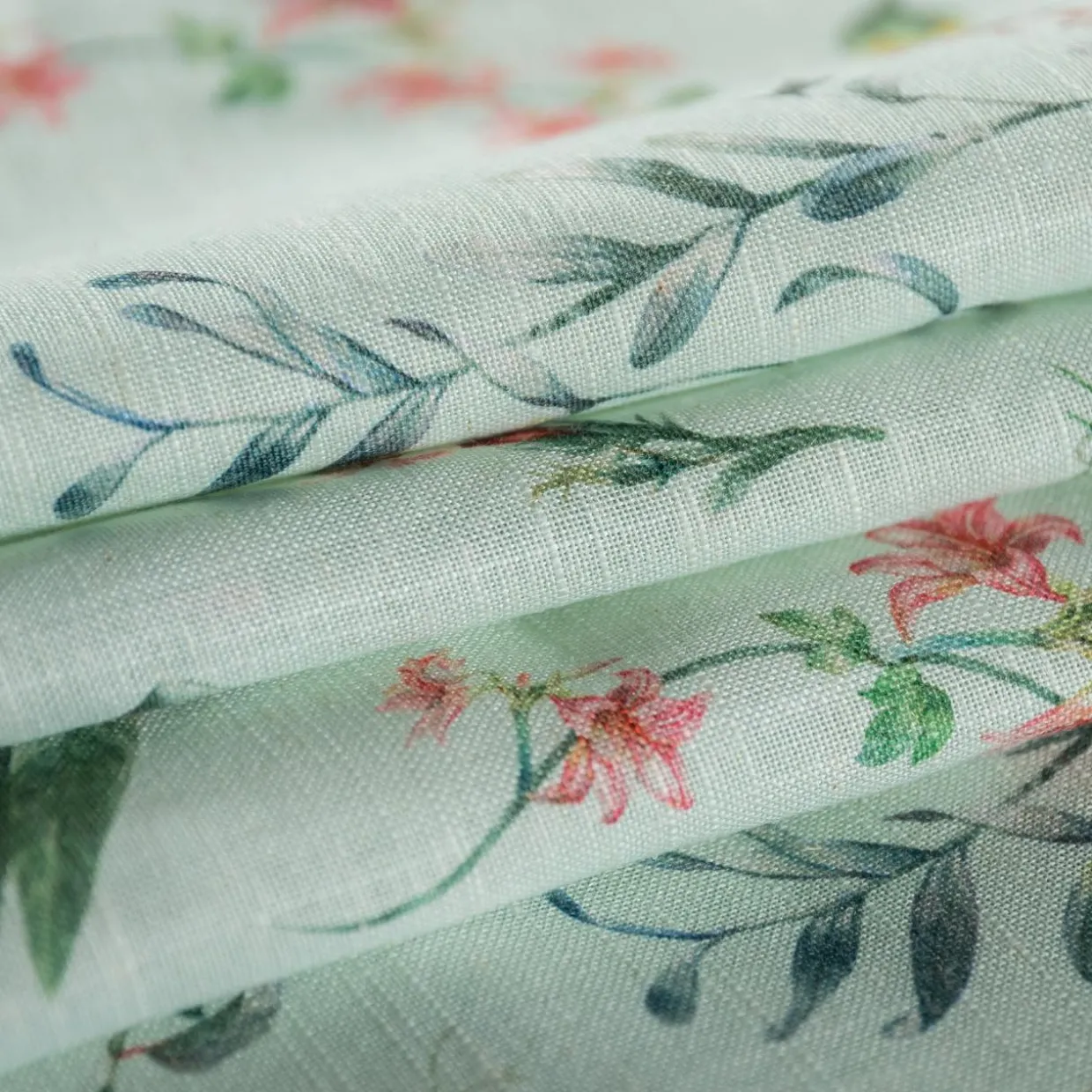 Obrus w wiosenne kwiaty GARDENIC 110x160 cm