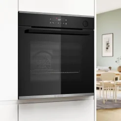 Piekarnik BOSCH seria 4 z funkcją pary czarny HRG212BB3