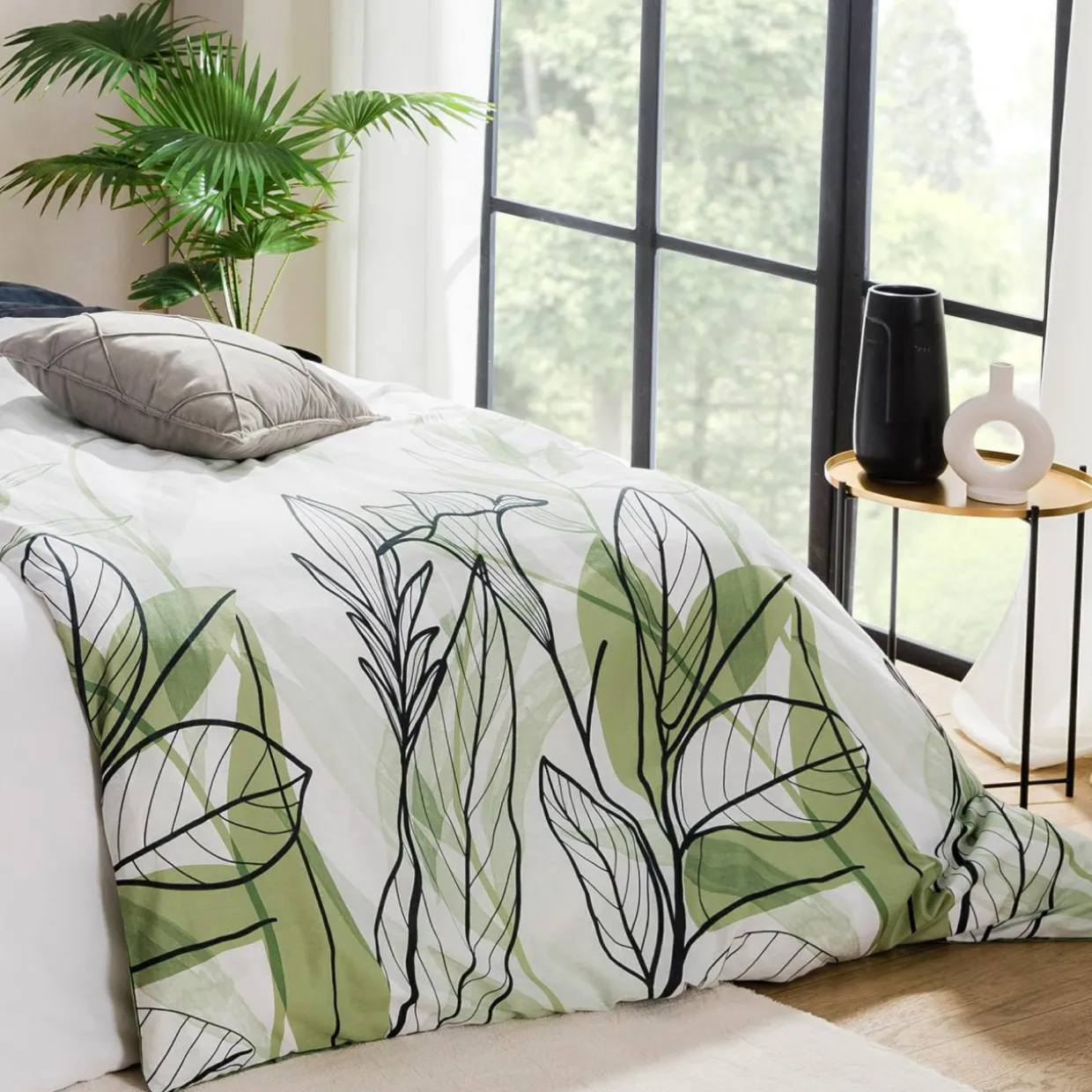 Pościel bawełniana biała w zielone liście TRENDY 220x200 cm