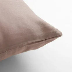 Poszewka satynowa ciemnobeżowa 40x40 cm