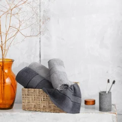 Ręcznik bawełniany czarny LIANA 50x90 cm