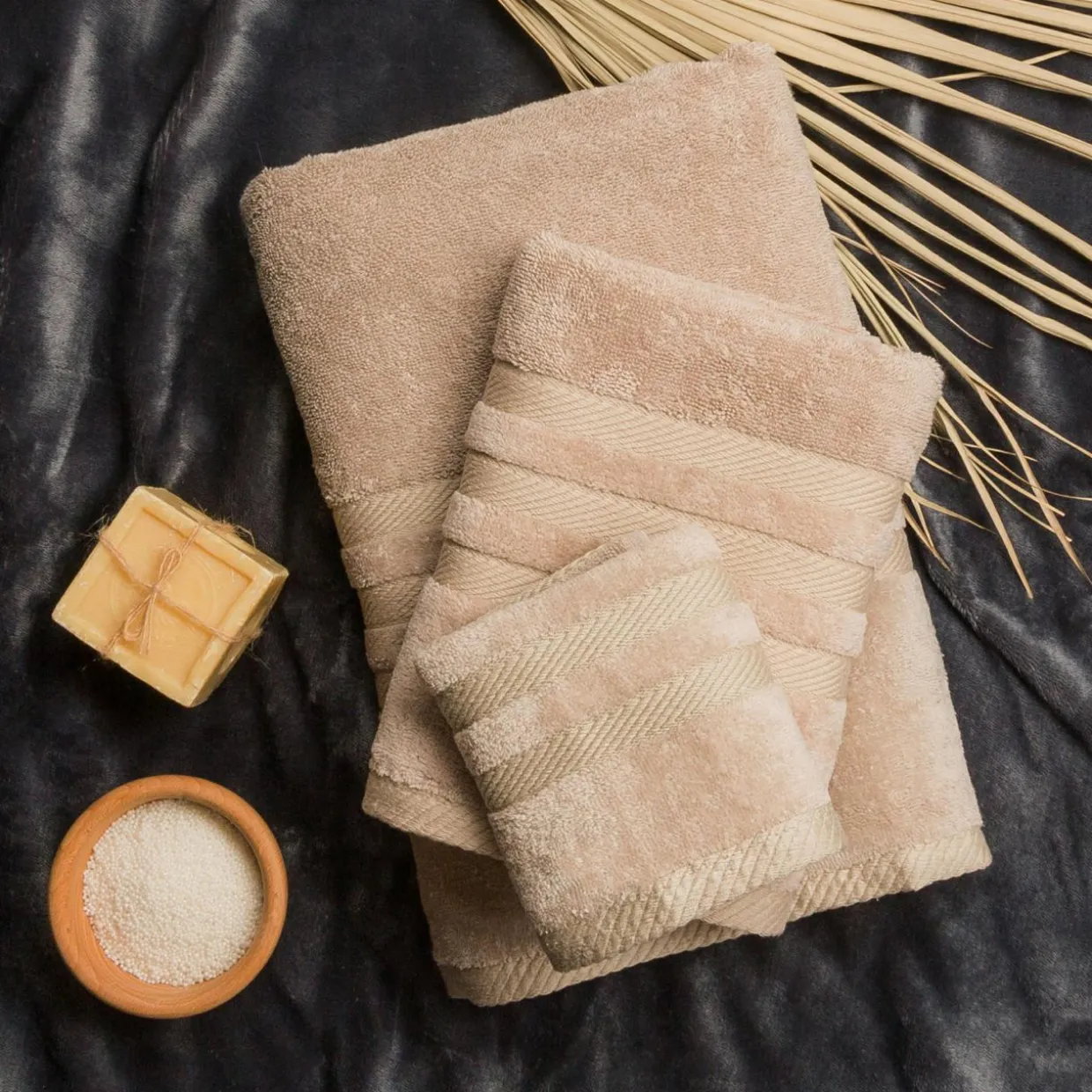 Ręcznik bawełniany do rąk beż CAROLINE 30x50 cm