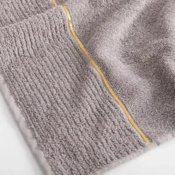 Ręcznik bawełniany jasnoszary GOLD NEW 30x50 cm