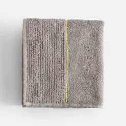 Ręcznik bawełniany jasnoszary GOLD NEW 70x140 cm
