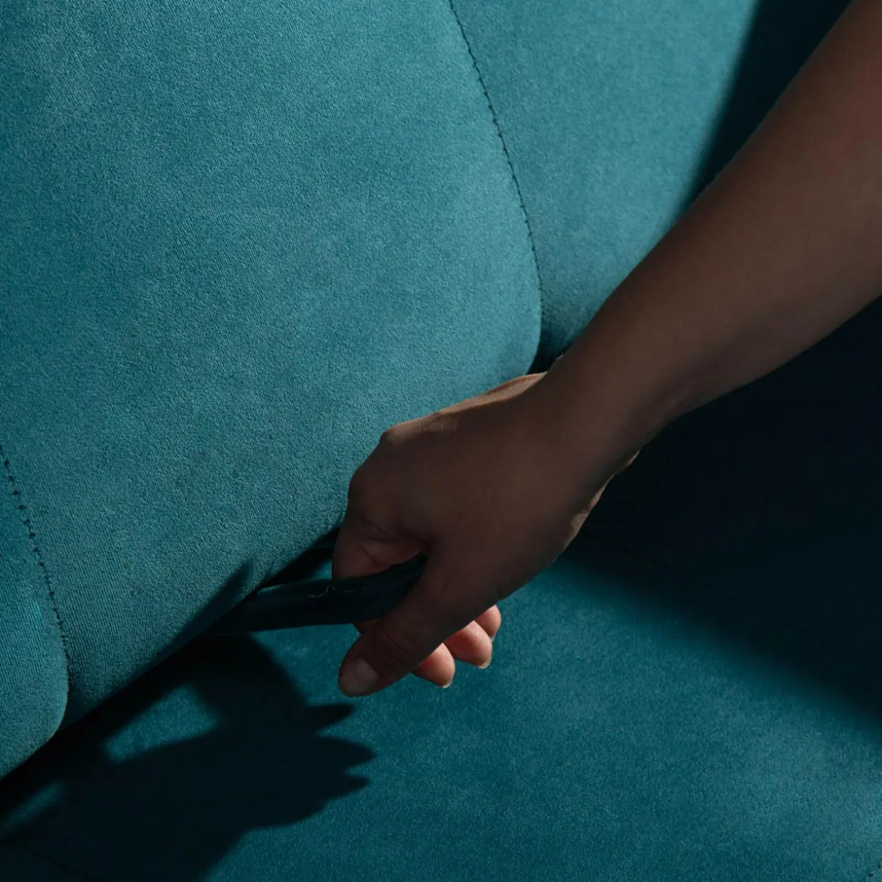 Sofa amerykanka turkusowa 93 cm LEO I