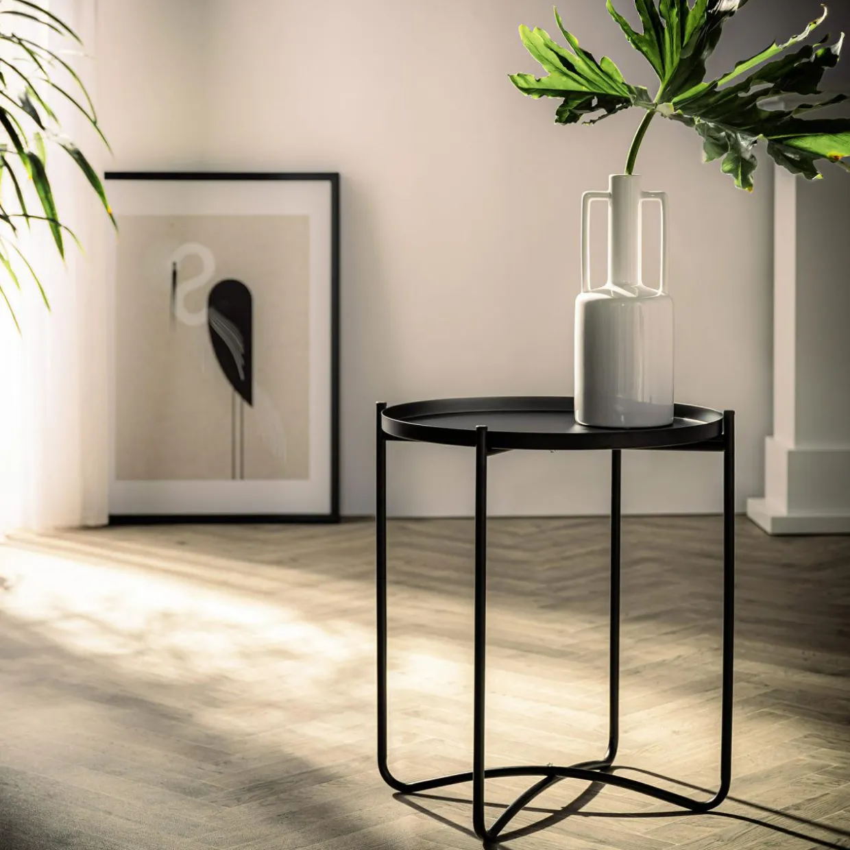 Stolik z tacą czarny 46 cm