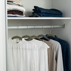 Szafa przesuwna biała TEMPO 2D z półkami