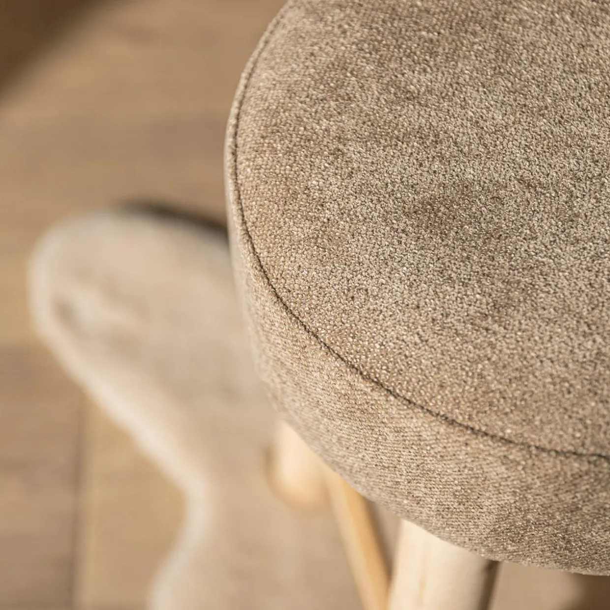 Taboret tapicerowany beżowy TROPICOSI