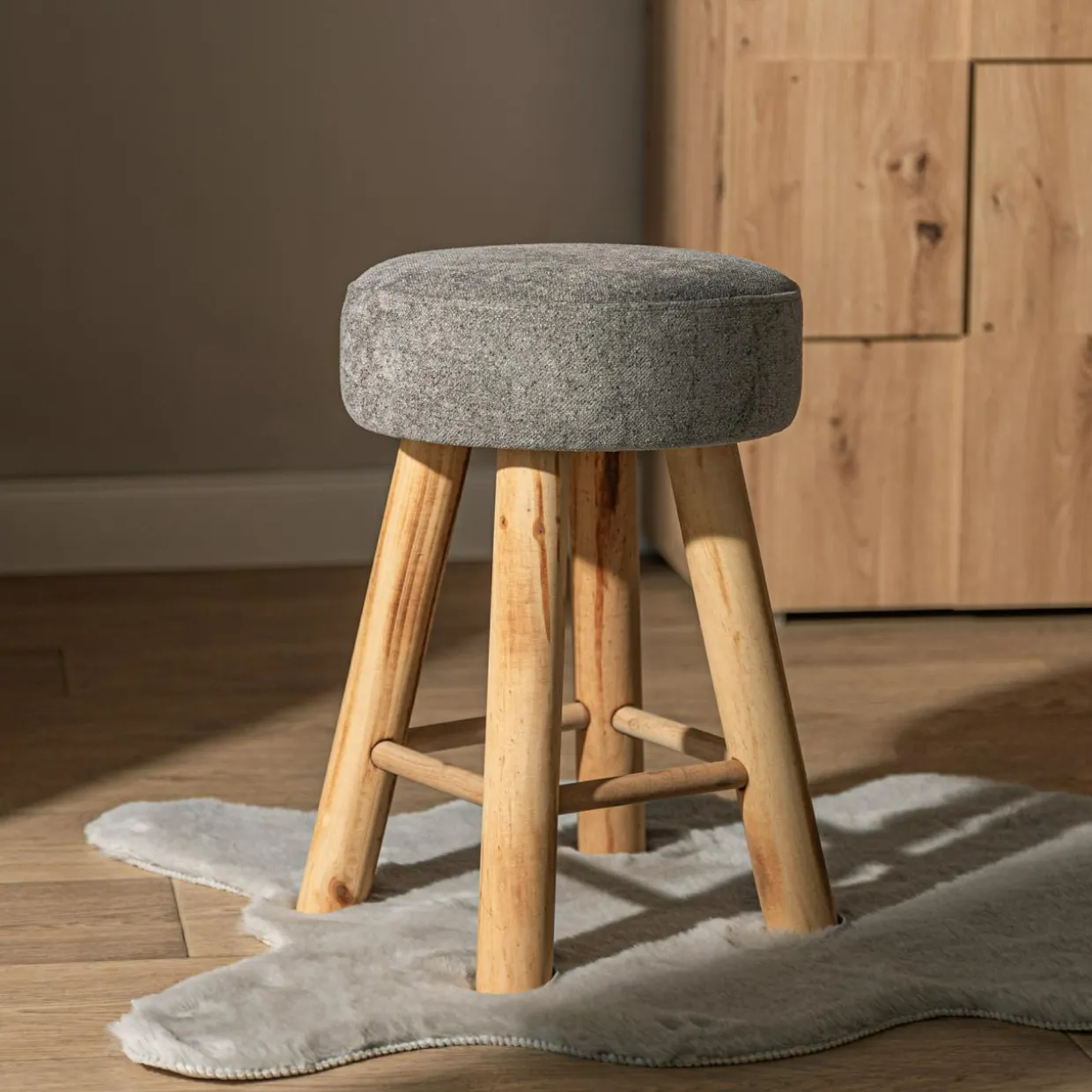 Taboret tapicerowany szary TROPICOSI