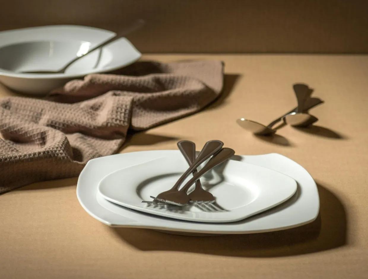 Talerz obiadowy porcelanowy WAVE 27,5×23,9 cm