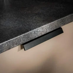 Uchwyt PORTO PLUS czarny mat BENCH 20 cm