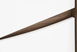 Witryna SAINT TROPEZ z oświetleniem