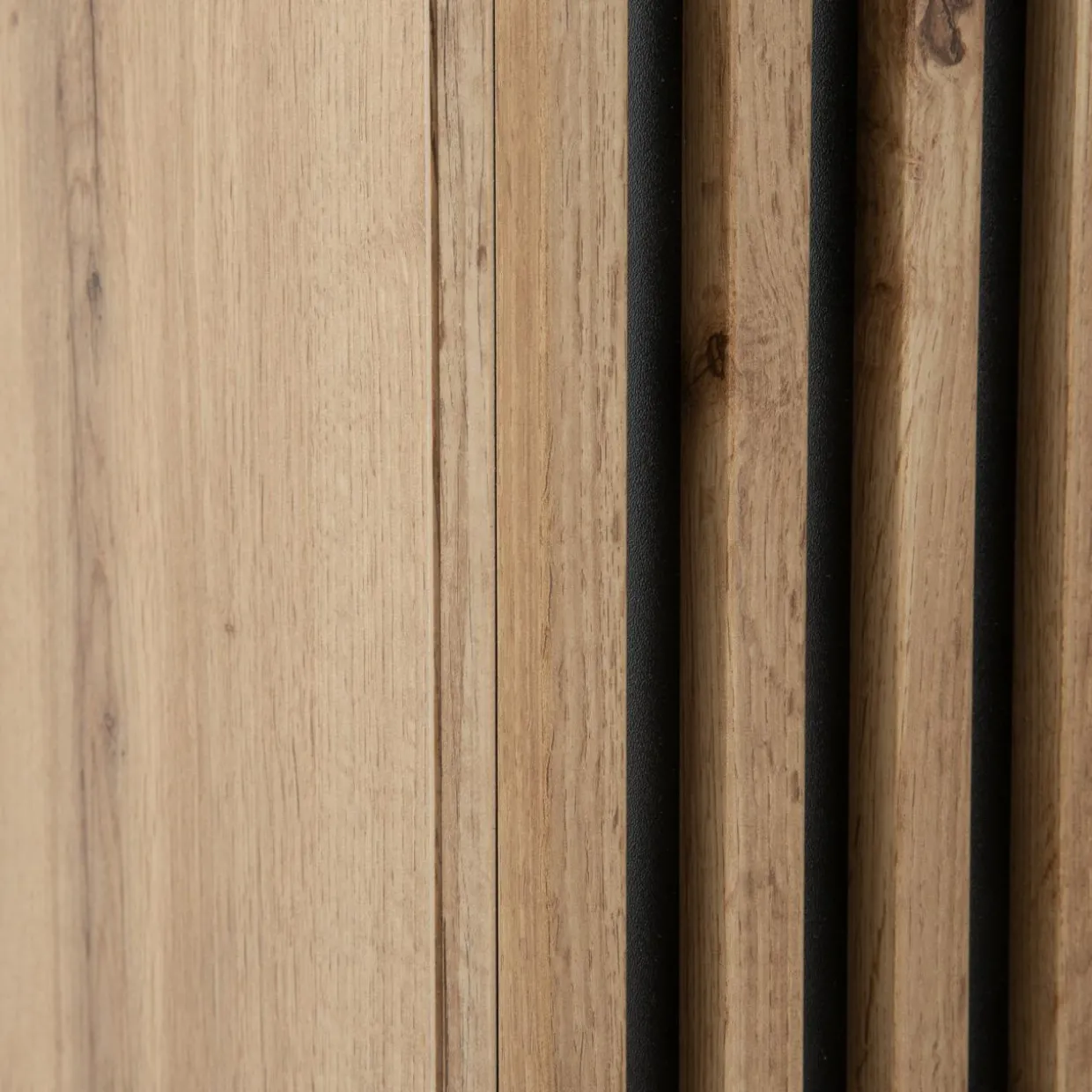 Witryna z lamelami wąska MALAGA