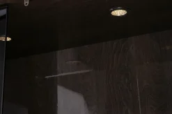 Witryna z oświetleniem LED PLATINUM