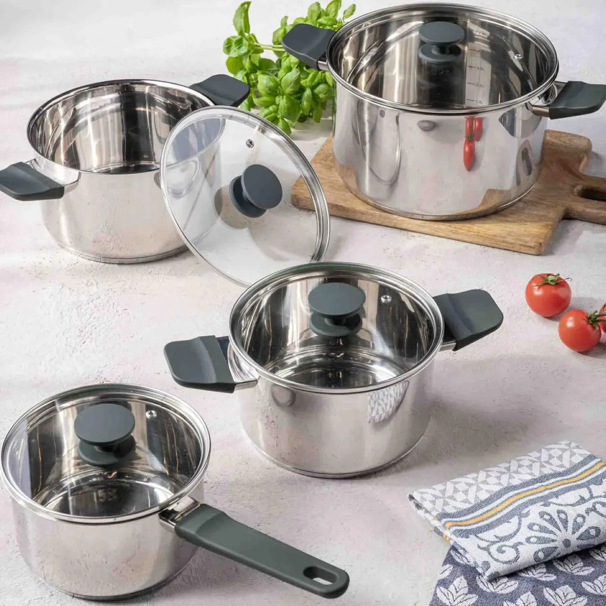 Zestaw 4 garnków na indukcję i gaz LINDE