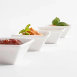 Zestaw 4 miseczek kwadratowych do serwowania 50 ml