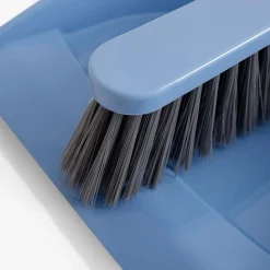 Zmiotka z szufelką niebieska